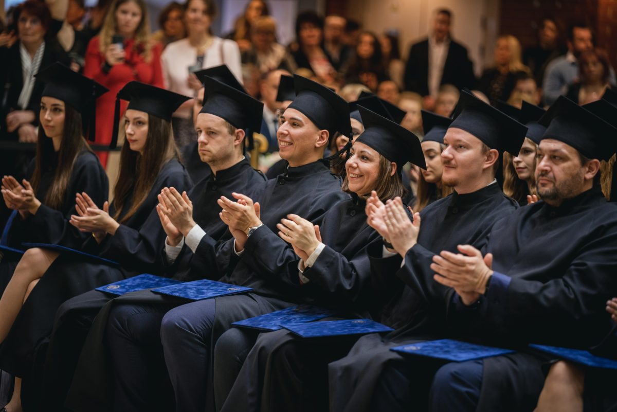 Diplomaátadó ünnepség 2024 | ELTE GTK