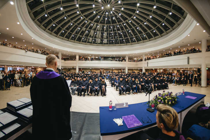 Diplomaátadó ünnepség 2024 | ELTE GTK
